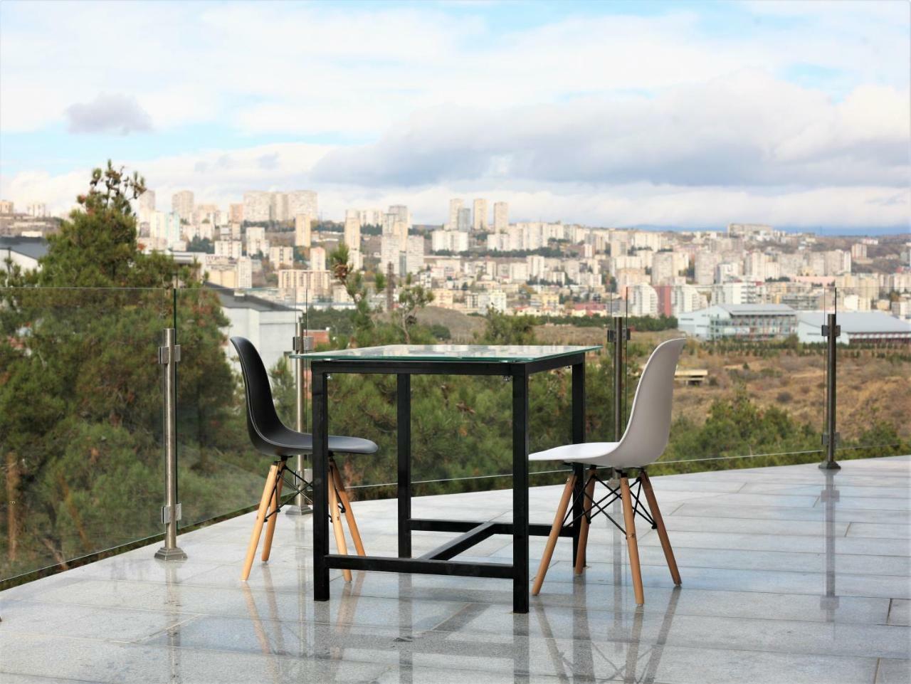 Boutique Hotel "Biotel" Tsqnet'i Bagian luar foto