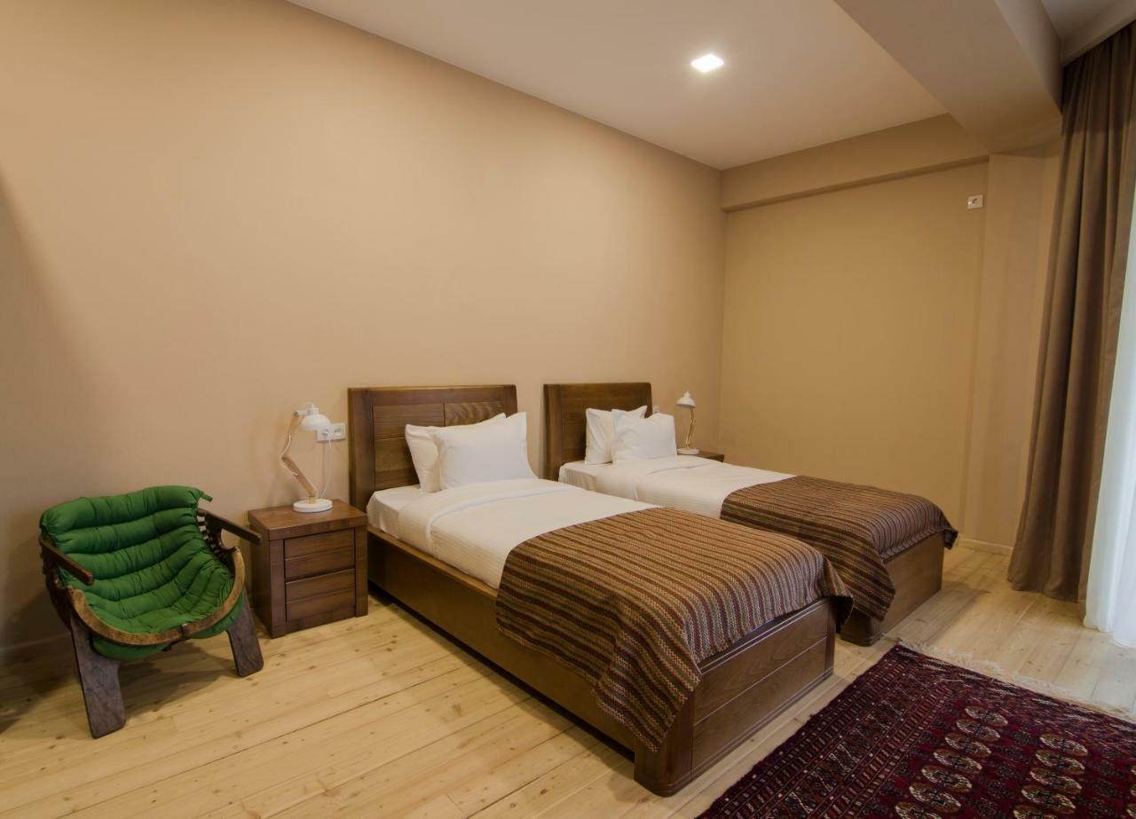 Boutique Hotel "Biotel" Tsqnet'i Bagian luar foto