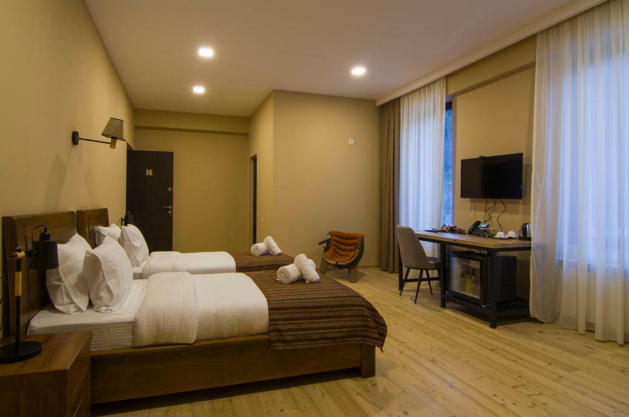 Boutique Hotel "Biotel" Tsqnet'i Bagian luar foto